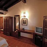 Hotel De 4*